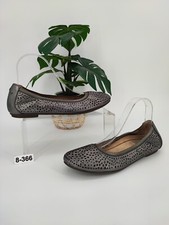 Vionic Women's Robyn Pewter Perforated Metallic Gray Flats Size 8M US