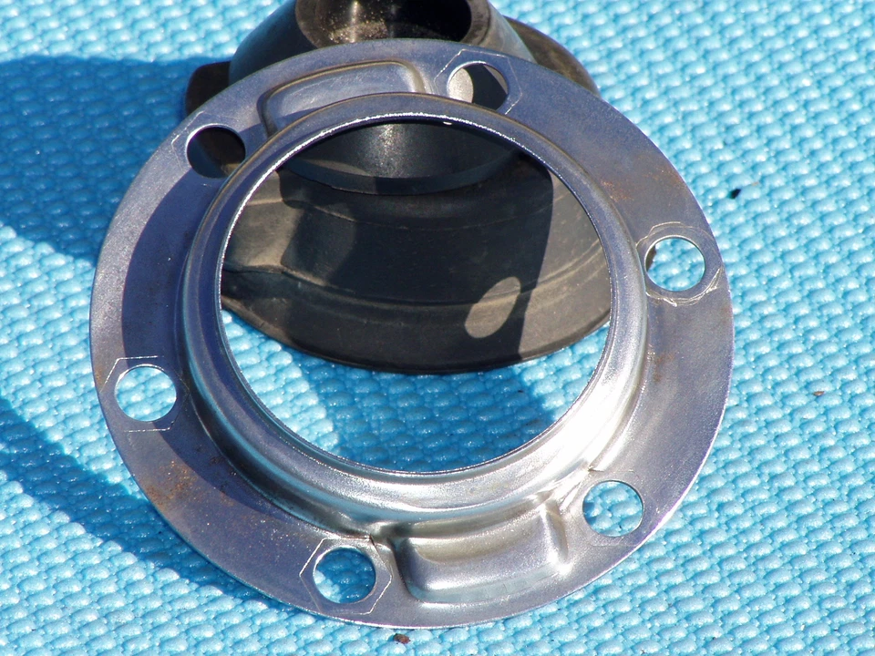 70-78 Honda CB750 CB550 CB500 CB450 Speedo cubierta de retención de engranajes Foto 3 de 4