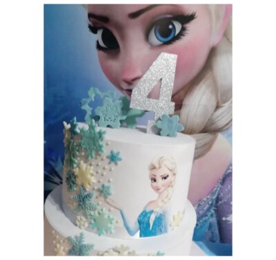 Bühnenkuchen Thema Frozen Größe drei Etagen, personalisierbar