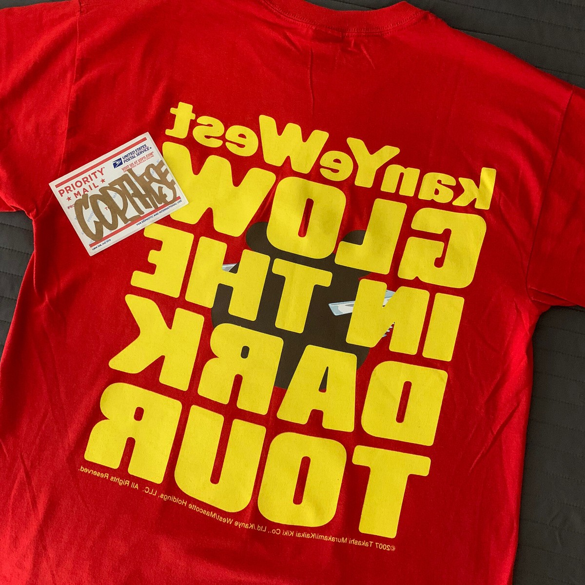 T-shirt Kanye West X Takashi Murakami Glow In The Dark Tour 2007 - Taille L, Rouge/jaune, Vintage