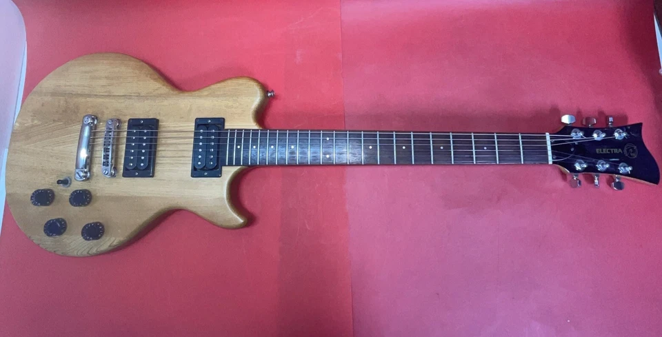 Vintage Electra Guitar 6 Strings Made In Japan - Image 3 of 4