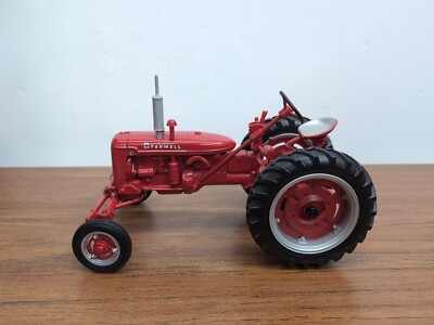 1/16 Ertl IH McCormick Farmall C Tractor wide front | eBay