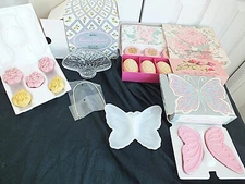 lot of 4 NOS Avon SPRING FLOWER BUTTERFLY SOAP 2 Dishes basket vintage 1970s NIB