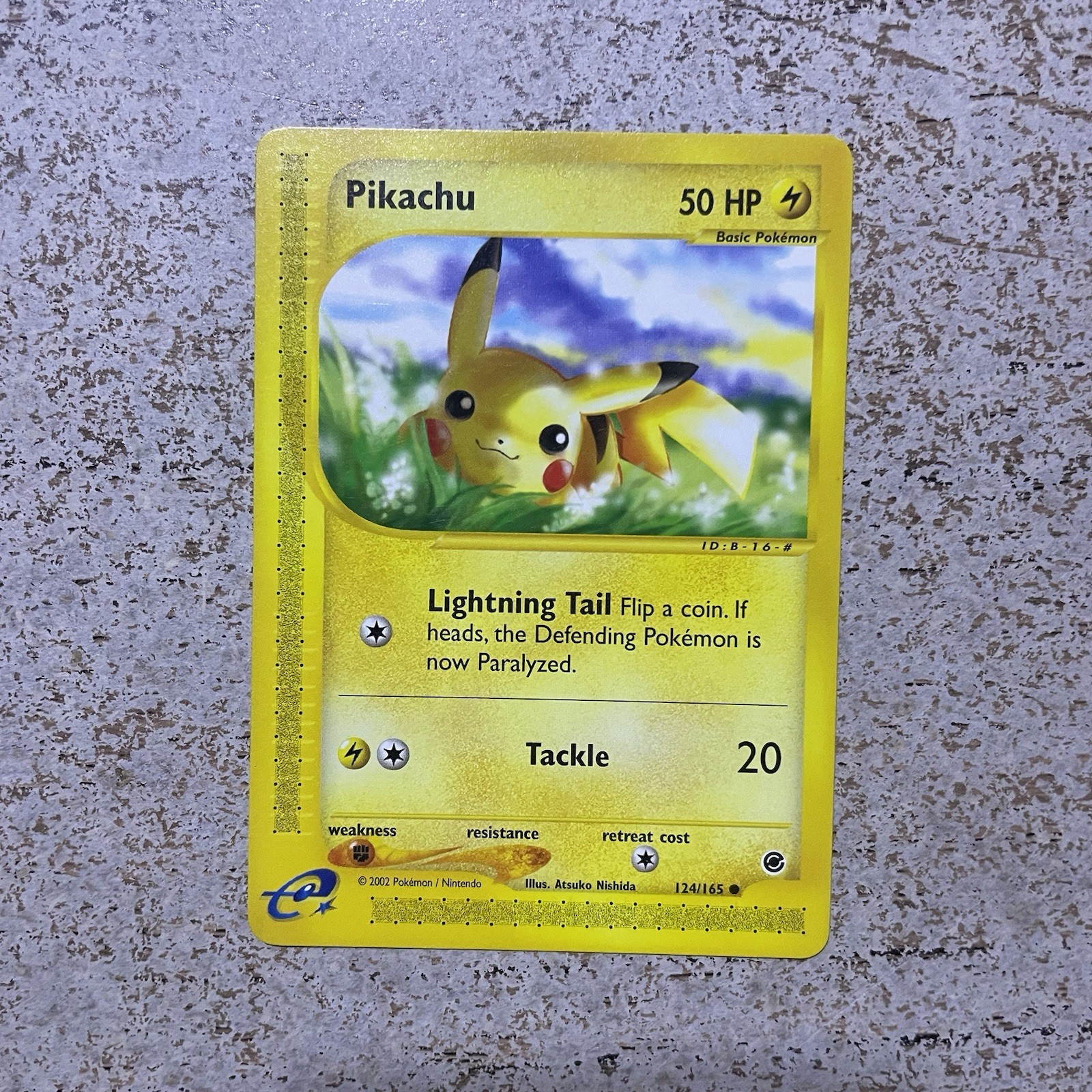 Pikachu 124/165 Expedition E Series 2002 Vintage Pokemon Card NM