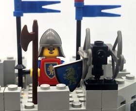 Vintage 1990 LEGO King's Mountain Fortress Set 6081- Complete with 8 minifigs