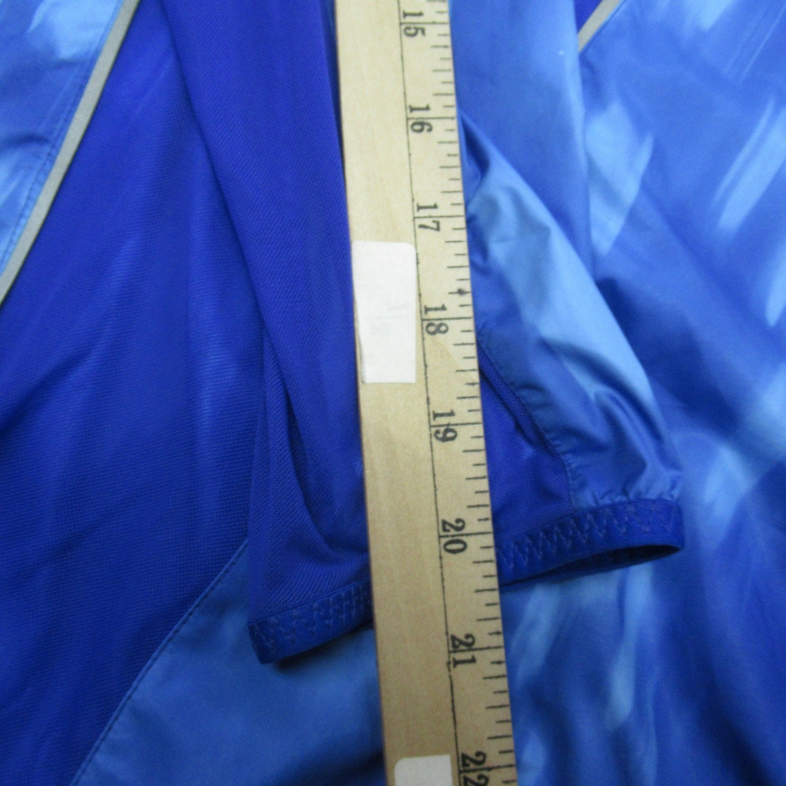 Under Armour Running Jacket Womens XL Violet Lightweight Semi Fitted Vented NEW thumbnail 15