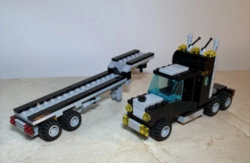 LEGO Custom Town Tractor Trailer Flatbed Lorry Truck Classic City Train