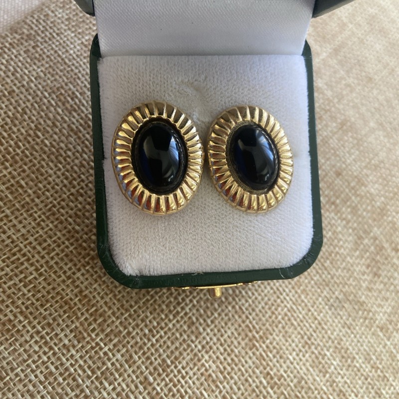 14K Yellow Gold Black Stone Earrings Oval Cabochon 3.7 Grams 1.1"