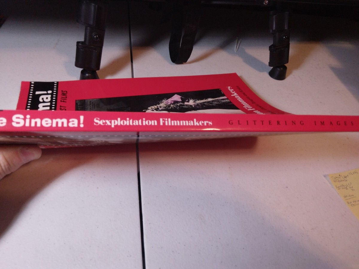 洋書 Bizarre Sinema! Sexploitation Filmmakers BIZARRE SINEMA SEXPLOITATION FILMMAKERS BOOK GLITTERING