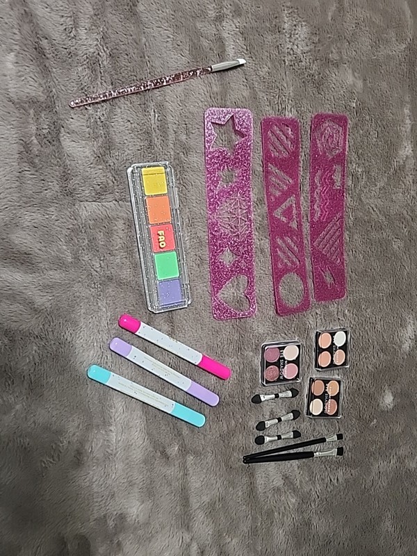 Fao Swartz Hair Craze Hair Chalk Paint Make Up Eye Shadow