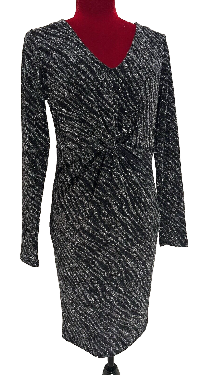 Jennifer Lopez - Black & Silver Metallic Design/Long-sleeve/Stretch/Dress Sz M Jennifer Lopez - Black & Silver Metallic Design/Long-sleeve/Stretch/Dress Sz M