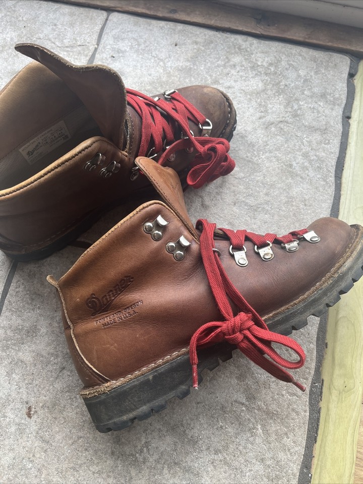 DANNER MOUNTAIN LIGHT CASCADE HIKING BOOT WOMENS US SIZE 10 eBay