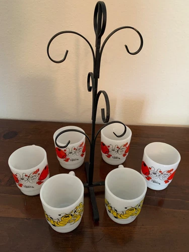 VTG 1960's Fire King Hildi Lady Bug Milk Glass Coffee Cup Mugs Oven Proof w/Rack