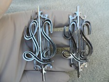 1967 Oldsmobile Ninety Eight 98 Ls Roof Side Emblem Set Mint Pit Free Chrome 1967 Oldsmobile Ninety Eight 98 Ls Roof Side Emblem Set Mint Pit Free Chrome
