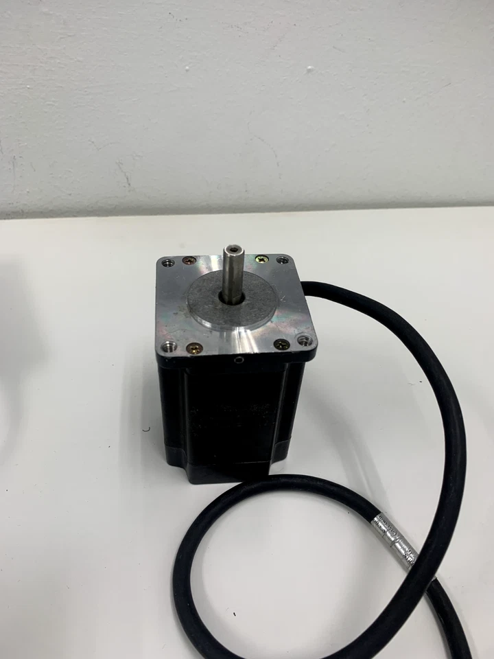 ORIENTAL MOTOR VEXTA STEPPING MOTOR - Image 3 of 4