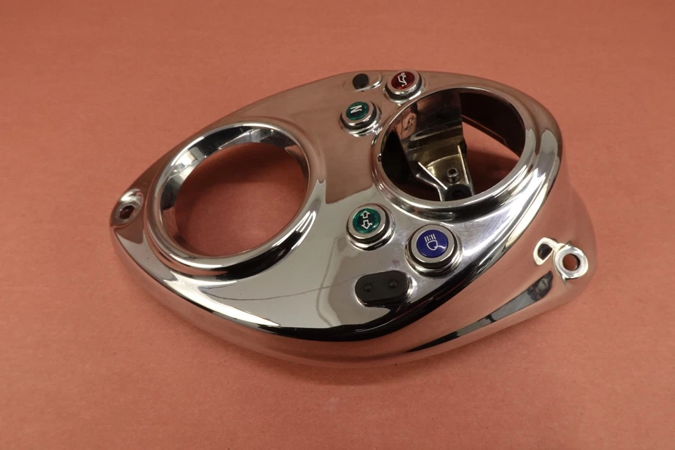 Консоль топливного бака 2014 11-17 Triumph SPEEDMASTER - Изображение 4 из 4