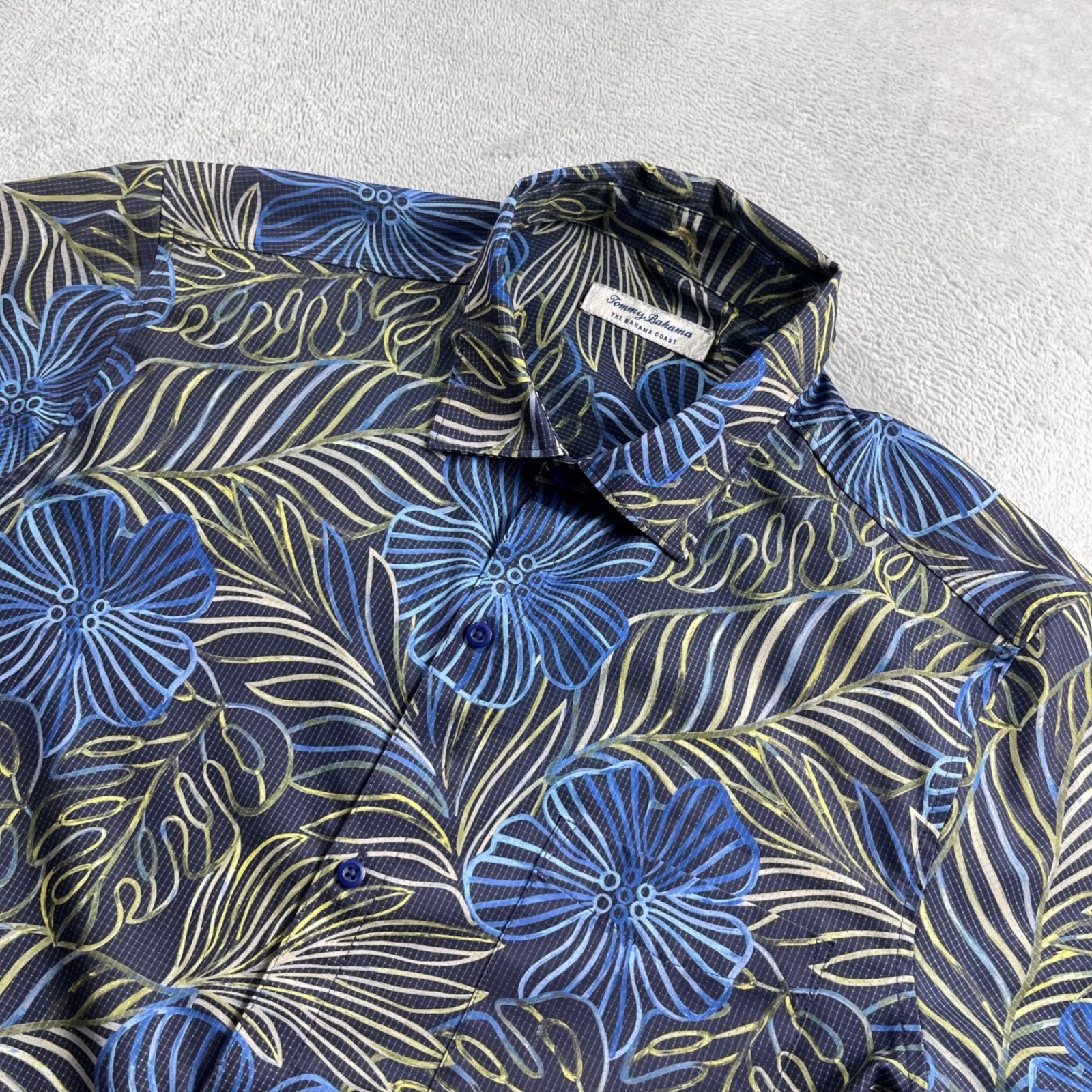 Tommy Bahama The Bahama Coast Mens Large Blue Floral Tropical Short Sleeve Shirt