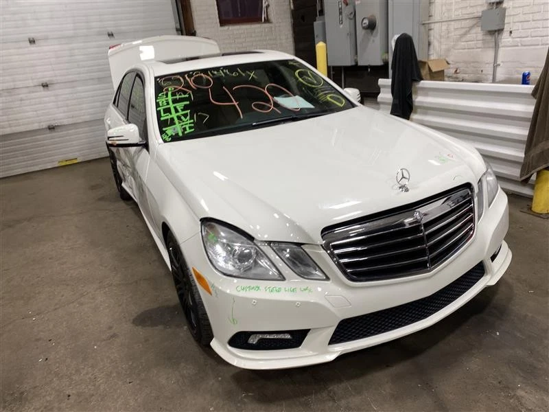 Volante mercedes-benz e350 e550 e63 2011 11 bronceado 1104116 Foto 3 de 4