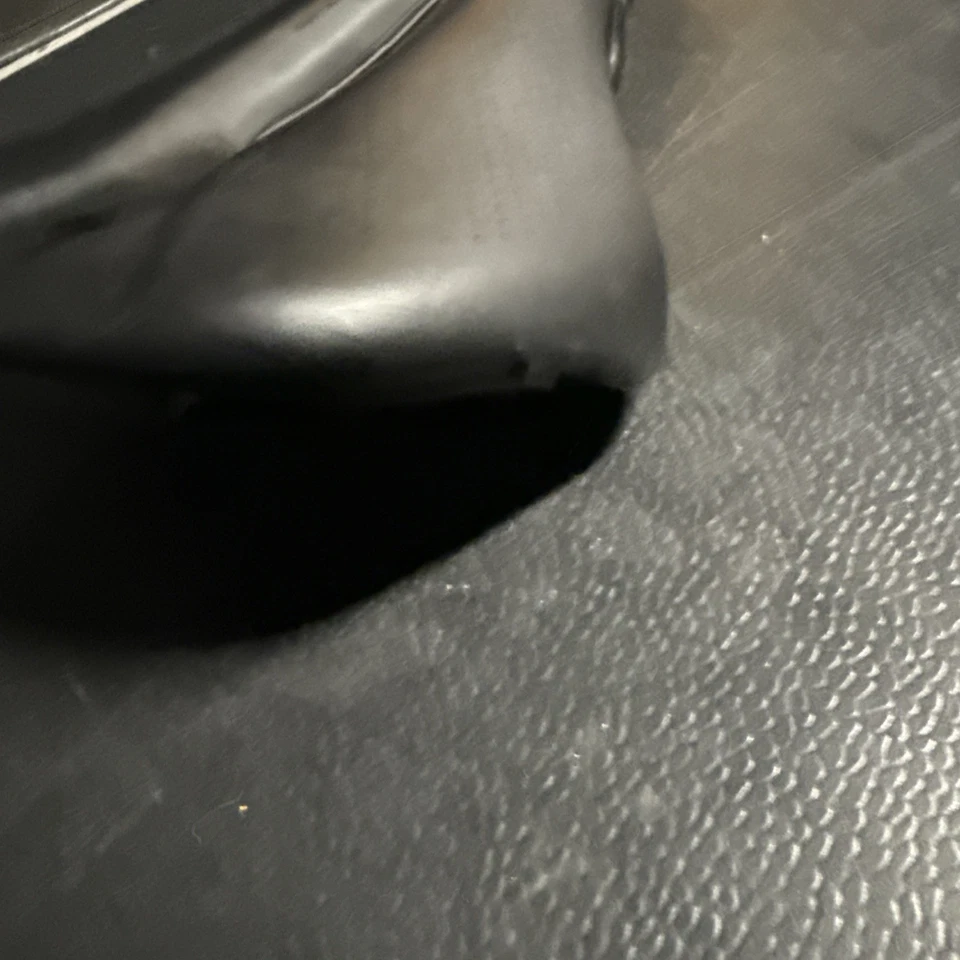 Specialized Body Geometry Phenom 黑色镜面鞍座 143 毫米 — 第 4/4 张图片