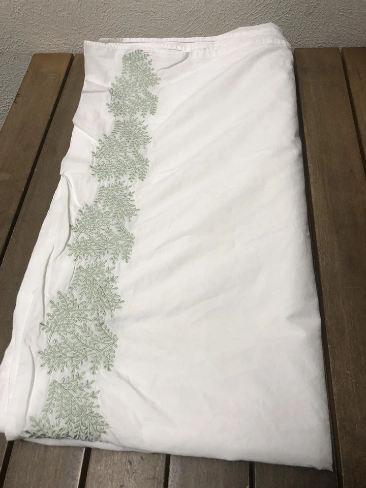 "Sábana plana SFERRA King blanco algodón percal verde bordado floral 102x110""" Foto 4 de 4