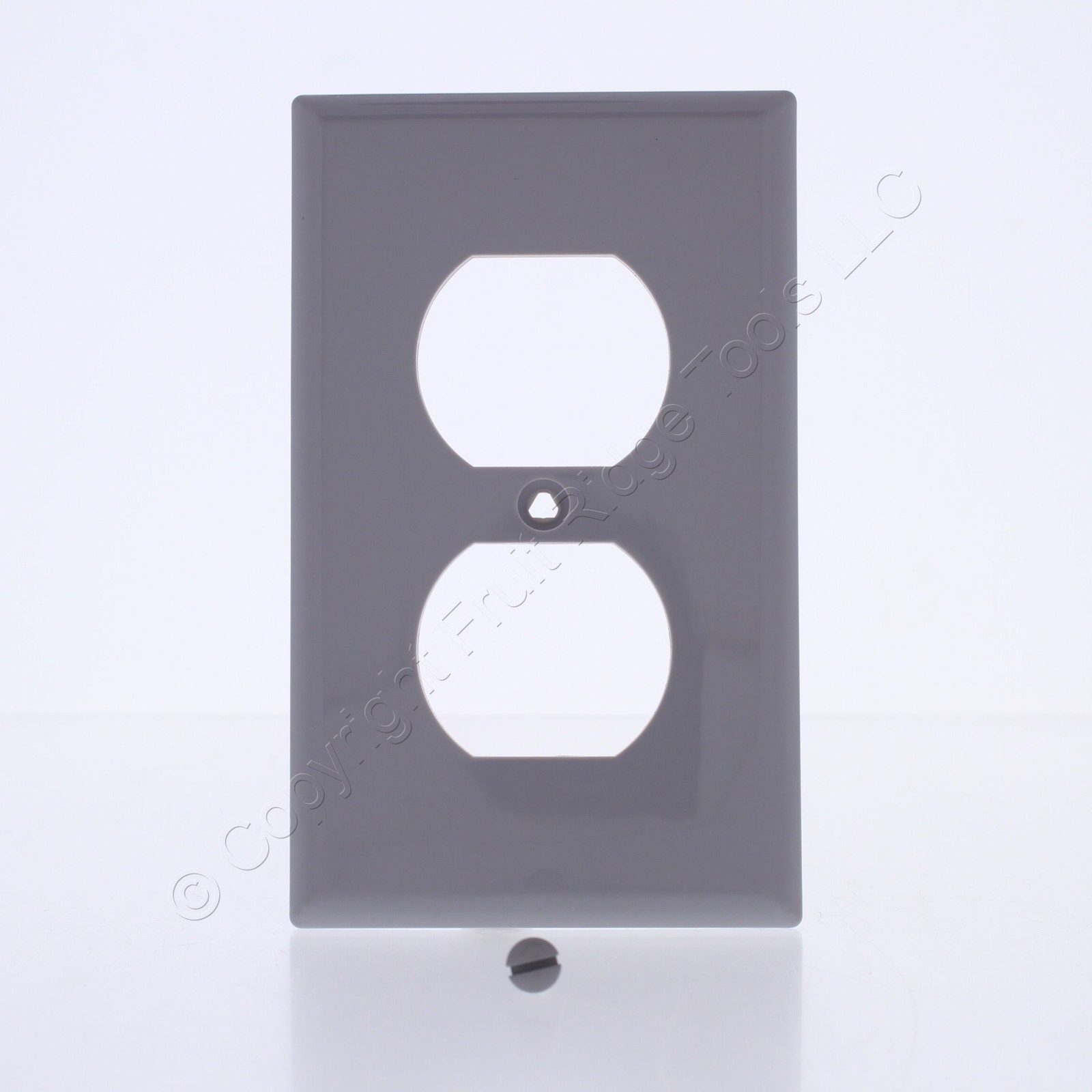 Eaton 5132GY Gray 1-Gang Duplex Outlet Unbreakable Nylon Sta