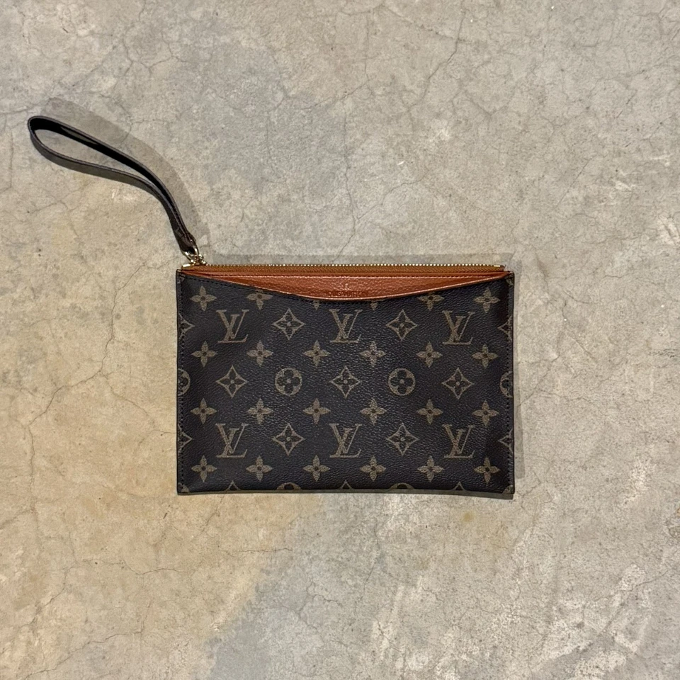 Louis Vuitton Monograma Nivel Muñequera Pochette Neverfull Bolsa Cremallera Bolso Marrón Foto 2 de 4
