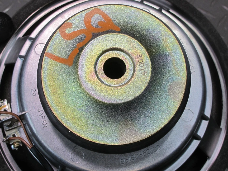 ALTAVOZ SUBWOOFER TRASERO 95-00 LEXUS UCF20L LS400 PIONEER 86160-50100 OEM Foto 2 de 4