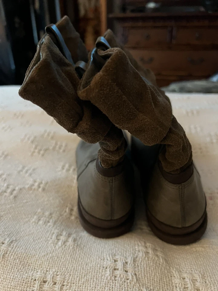 Patagonia Women’s Addie Leather/Suede/Brown Boot Peat Ankle Boots - SZ 8 - Image 2 of 4