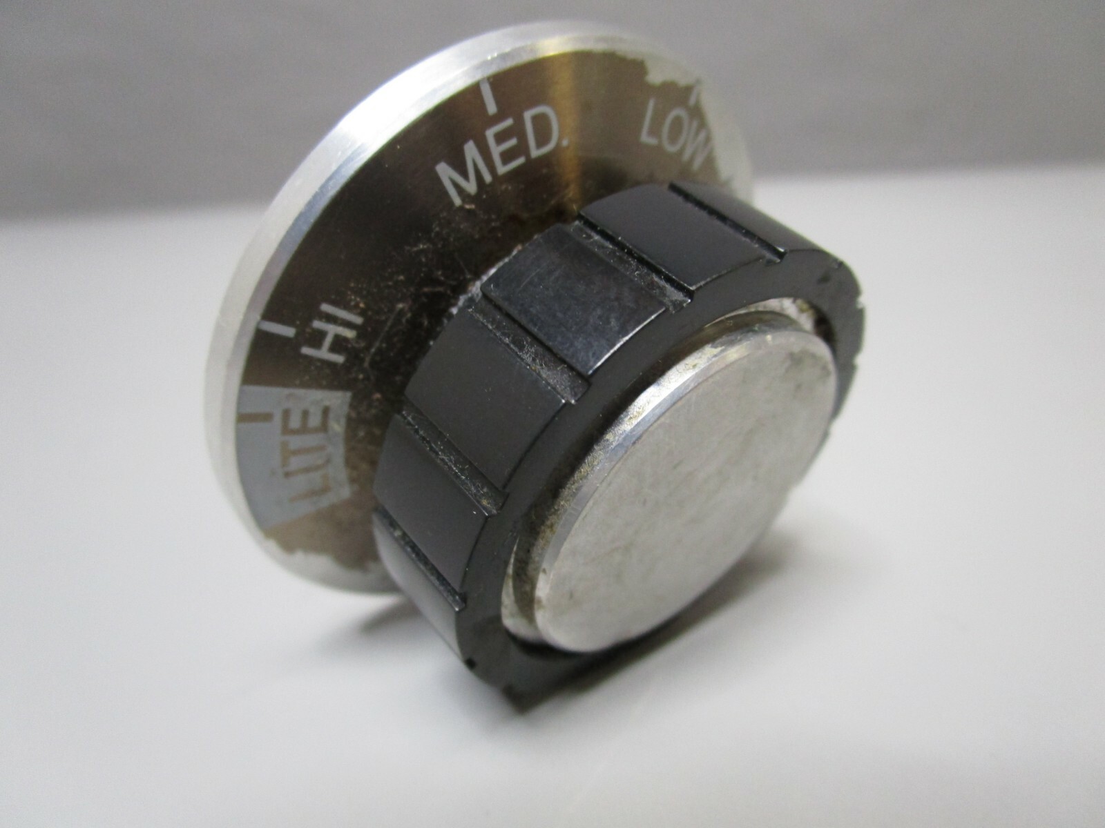 Tappan Gas Range Oven Burner Knob (Black, Silver & Bronze) 358T142P102