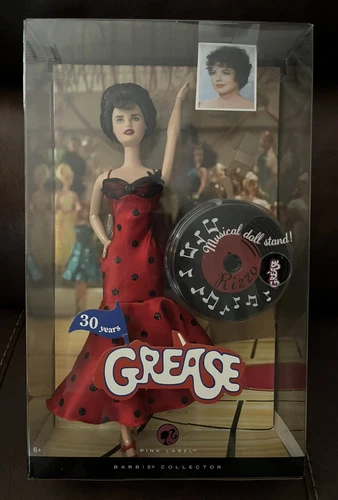 2008 GREASE RIZZO DANCE OFF BARBIE DOLL 30 YEARS WITH MUSICAL STAND NRFB #M3255