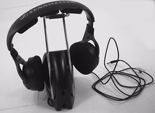SENNHEISER HDR 119 Wireless Headphones, Almost unused Working No adapter
