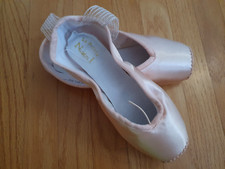 Sansha "La Pointe" Numero 1 Ballet Pointe Shoes Size 8W
