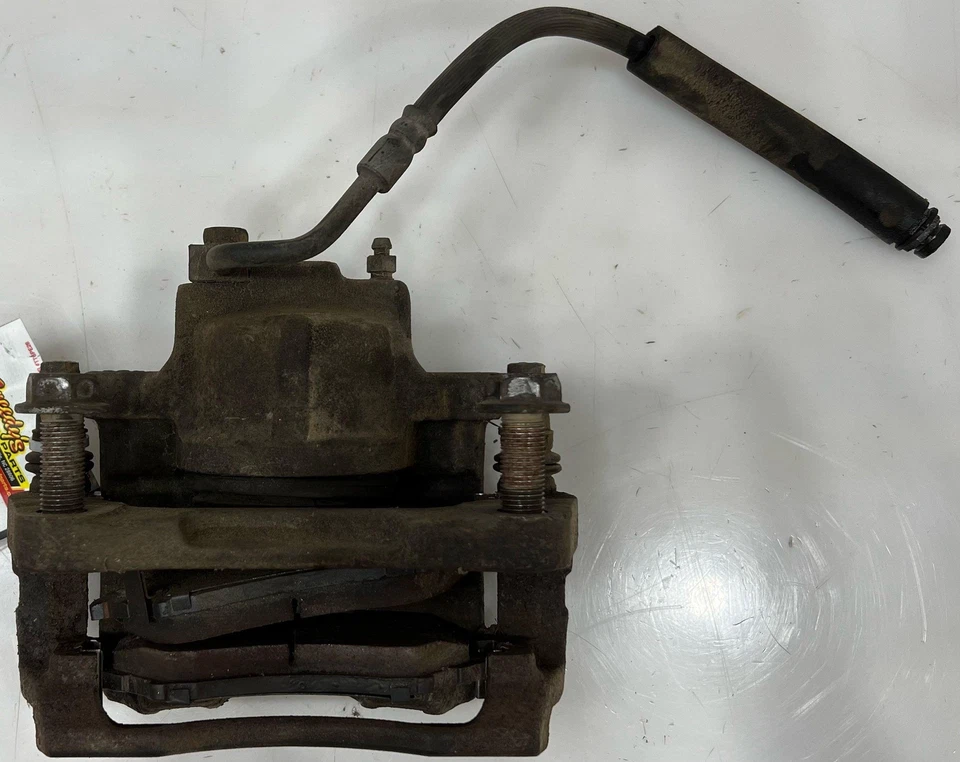 08-16 Dodge Caravan Pinza delantera derecha lado pasajero pistón único OEM 68003707AC Foto 2 de 4