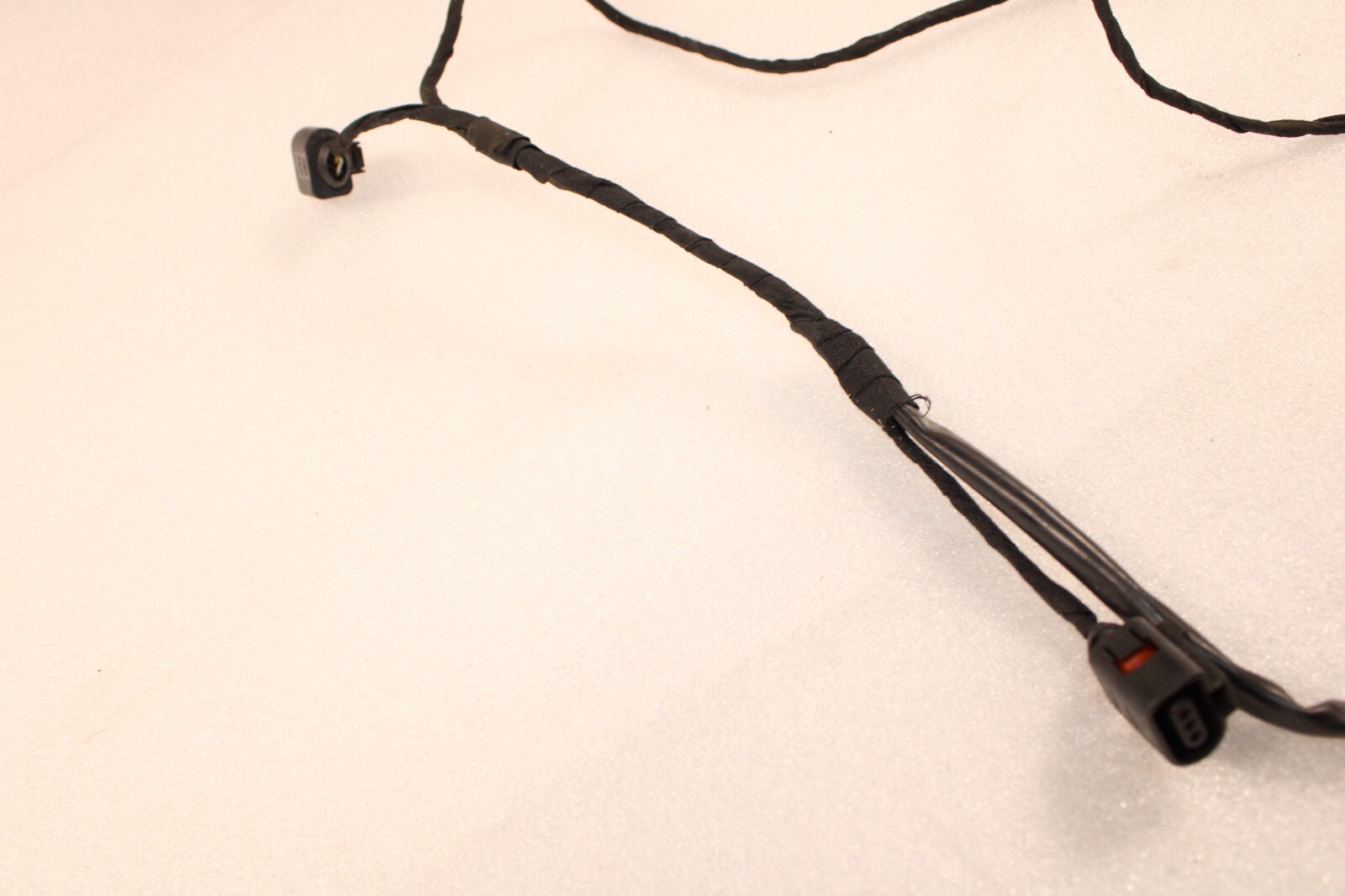 Maserati Granturismo, Rear Bumper Sensor Wire Harness, Used, P/N 228552