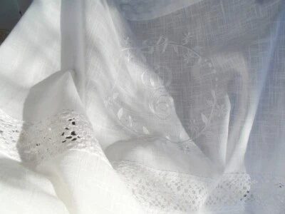 Vorhang CRYSTAL WEISS Gardine 120x300 cm 2 Stück Bestickt Spitze Baumwolle - Bild 1 von 4