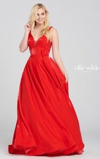 Ellie Wilde Mon Cheri Prom Dress, Size 10. EW120087