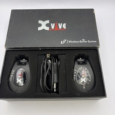 XVIVE U2 Guitar Wireless System with Transmitter and Receiver Black