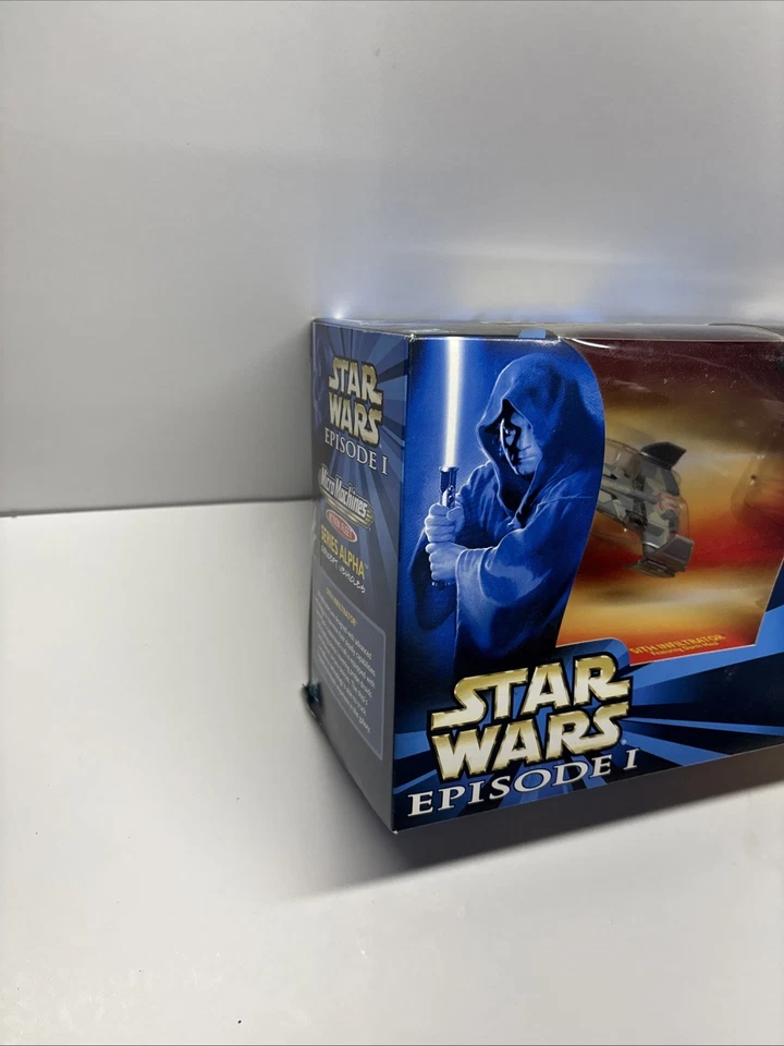 STAR WARS ACTION FLEET SERIES ALPHA SITH INFILTRATOR W/ DARTH MAUL FIGURE - Image 2 of 4