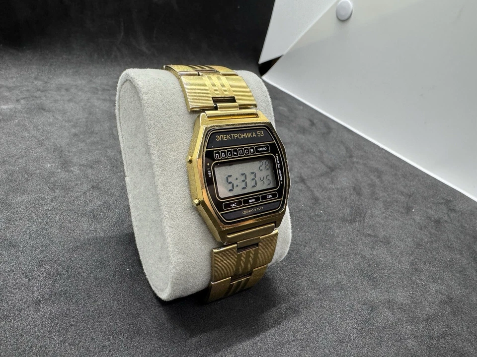 Elektronika 53 LCD Digital Vintage Cuarzo Era Soviética Reloj Foto 3 de 4