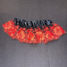 Rare Vintage 1995 Victoria  s Secret Black and Red Rose Embroidered Lace Garter