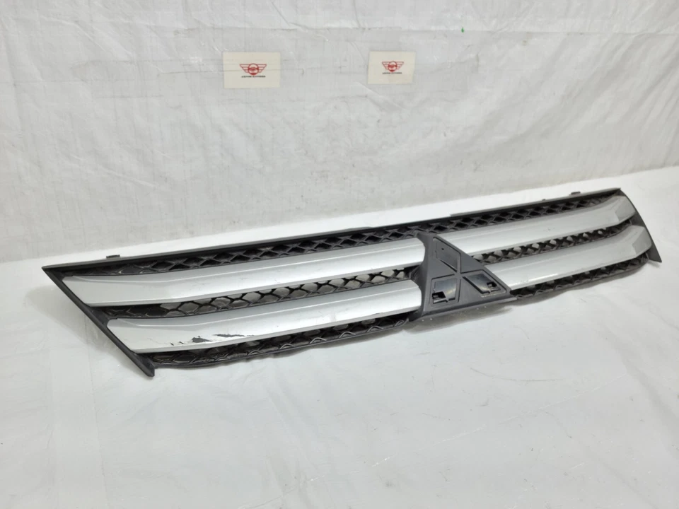 2018 2019 2020 Mitsubishi Eclipse Cross Front Grille OEM MI1200271 - Изображение 3 из 4