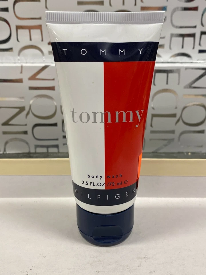 Champú para el cabello Tommy Hilfiger (5 fl oz) Foto 3 de 3