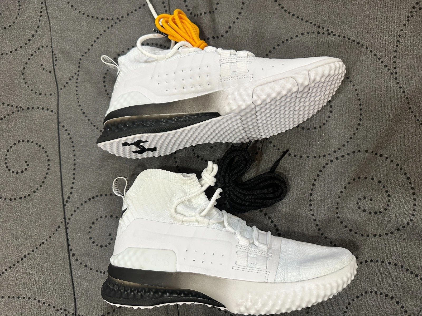 UNDER ARMOUR THE ROCK PROJECT 1 TRAINING WHITE SHOES SIZE 9 MEN NWOB NO BOX $$$