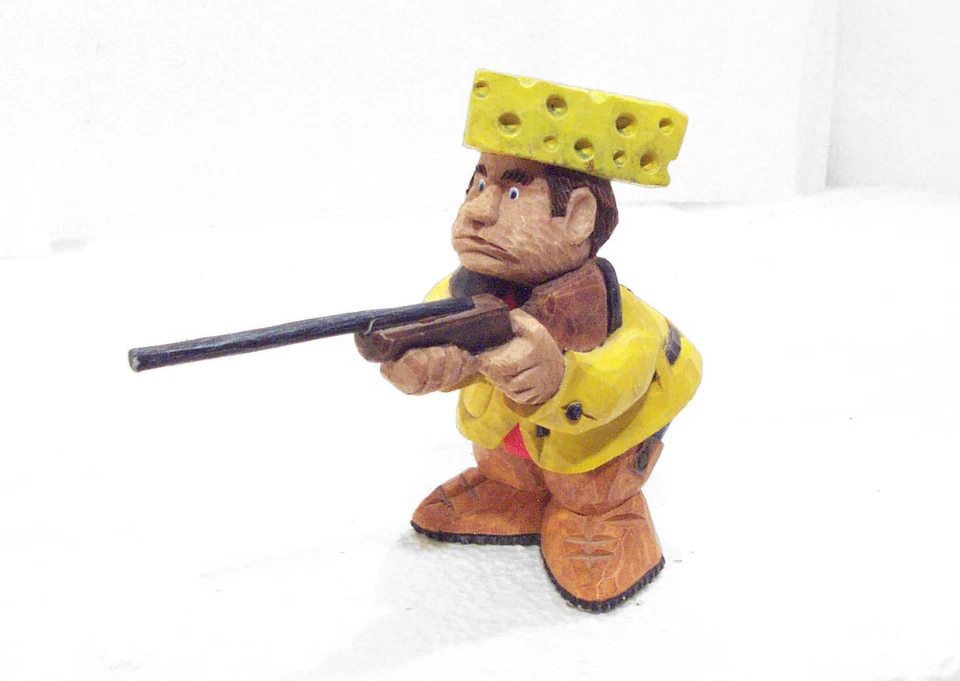 Green Bay CABEZA DE QUESO Cazador con Rifle Figura Fútbol Raro - Como Está Foto 2 de 4