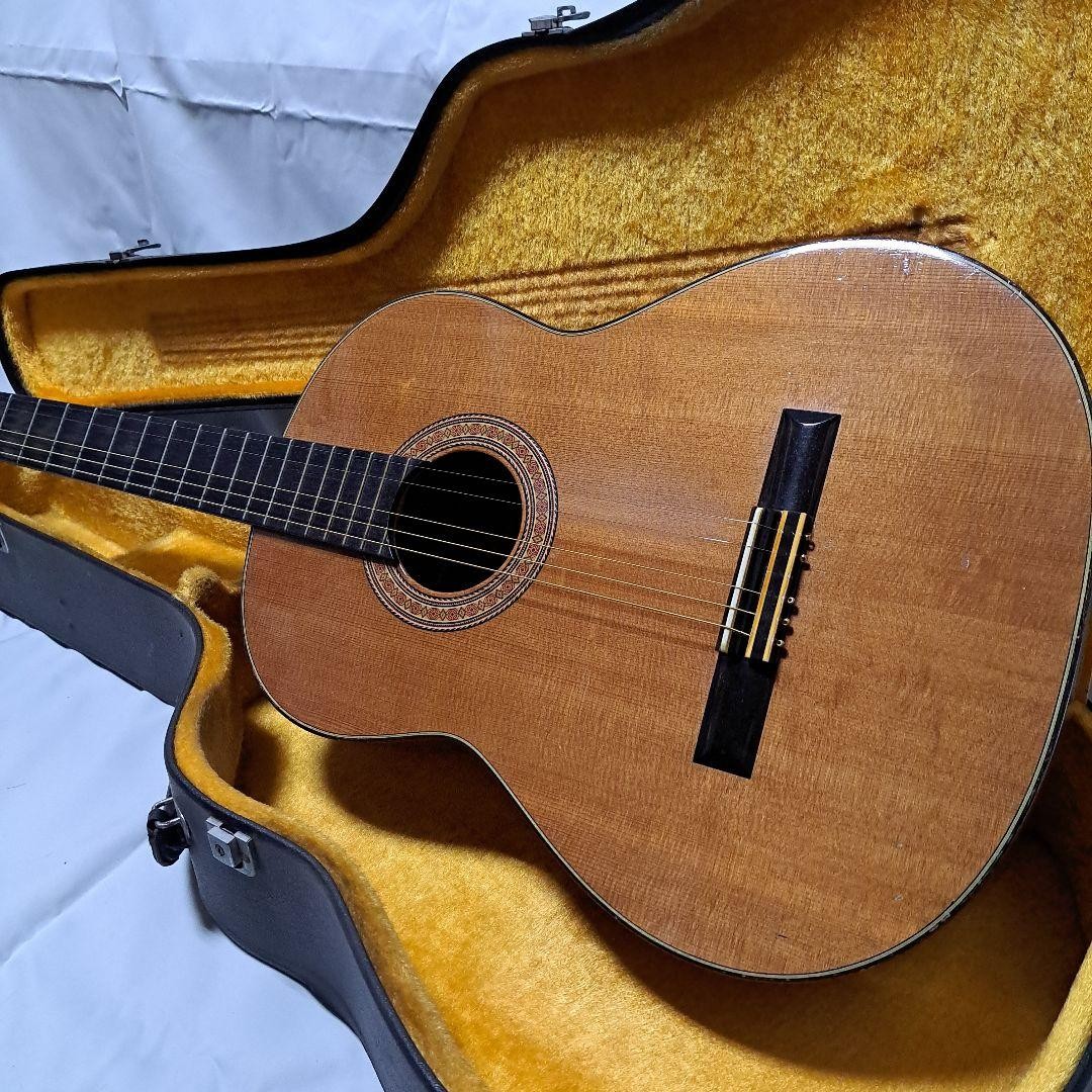 ギター yah X Series Soloist™ Arch Top SLAT8 MS – Jacksonguitars.com