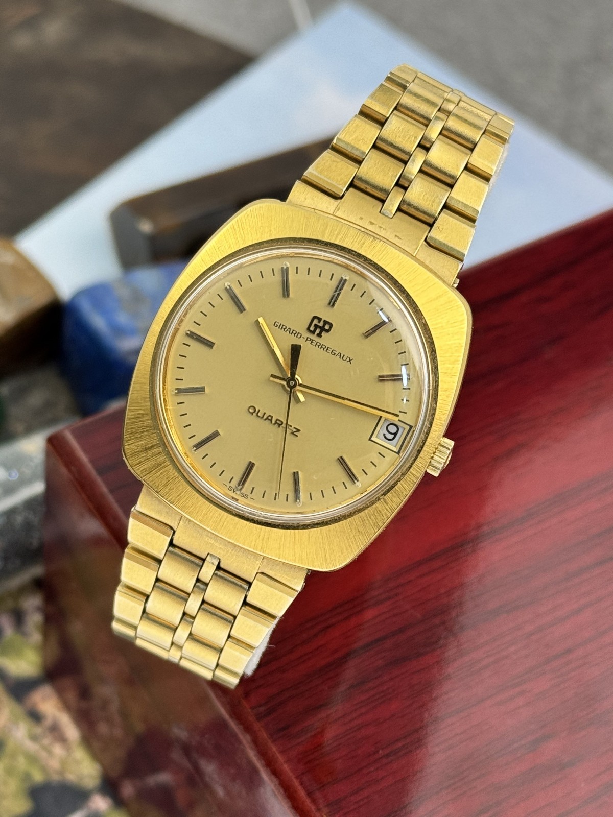 Plated ref 353.534 Girard-Perregaux 70's Quartz Cal.353 Gold - vintagewatches.pk