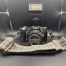 Minolta Maxxum 7000AF 35mm SLR Camera w/50 mm lens Kit W/Minolta Maxxum 2800 AF
