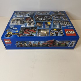 Lego City Police Station Building Toy Set (60141) Retired 2017