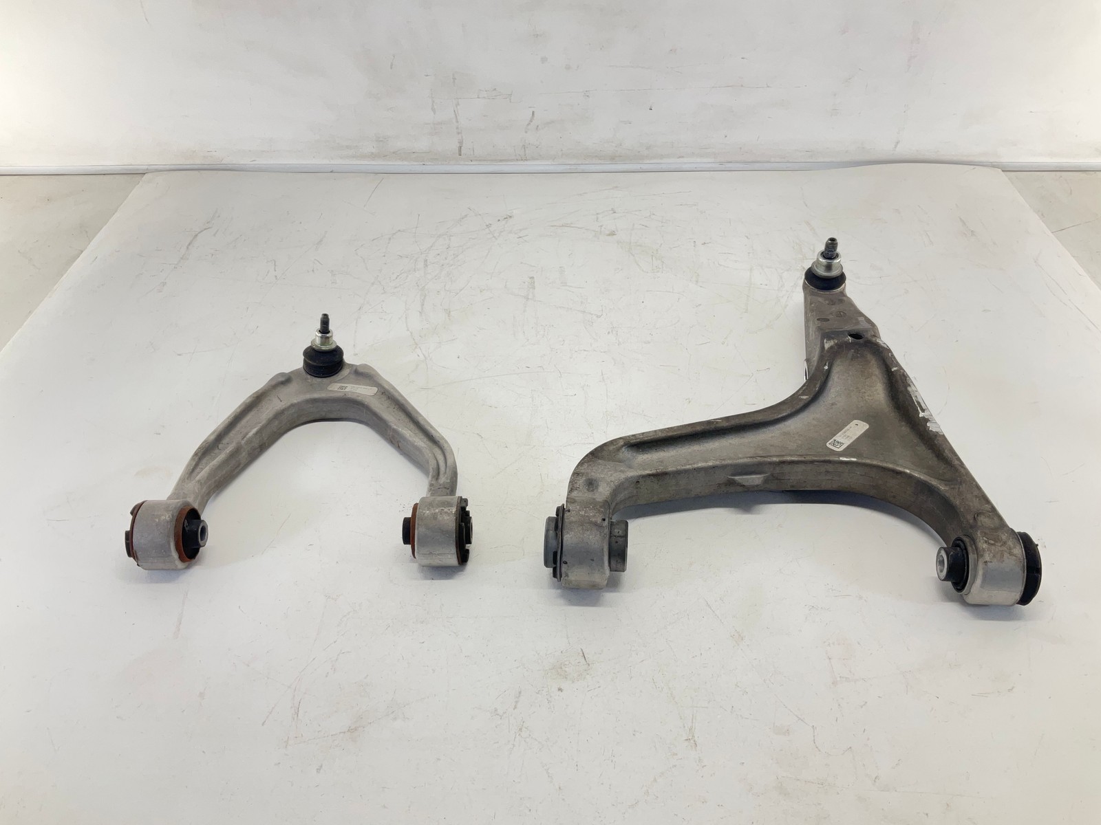 14-20 MASERATI Ghibli Front Left Driver Upper & Lower Control Arm