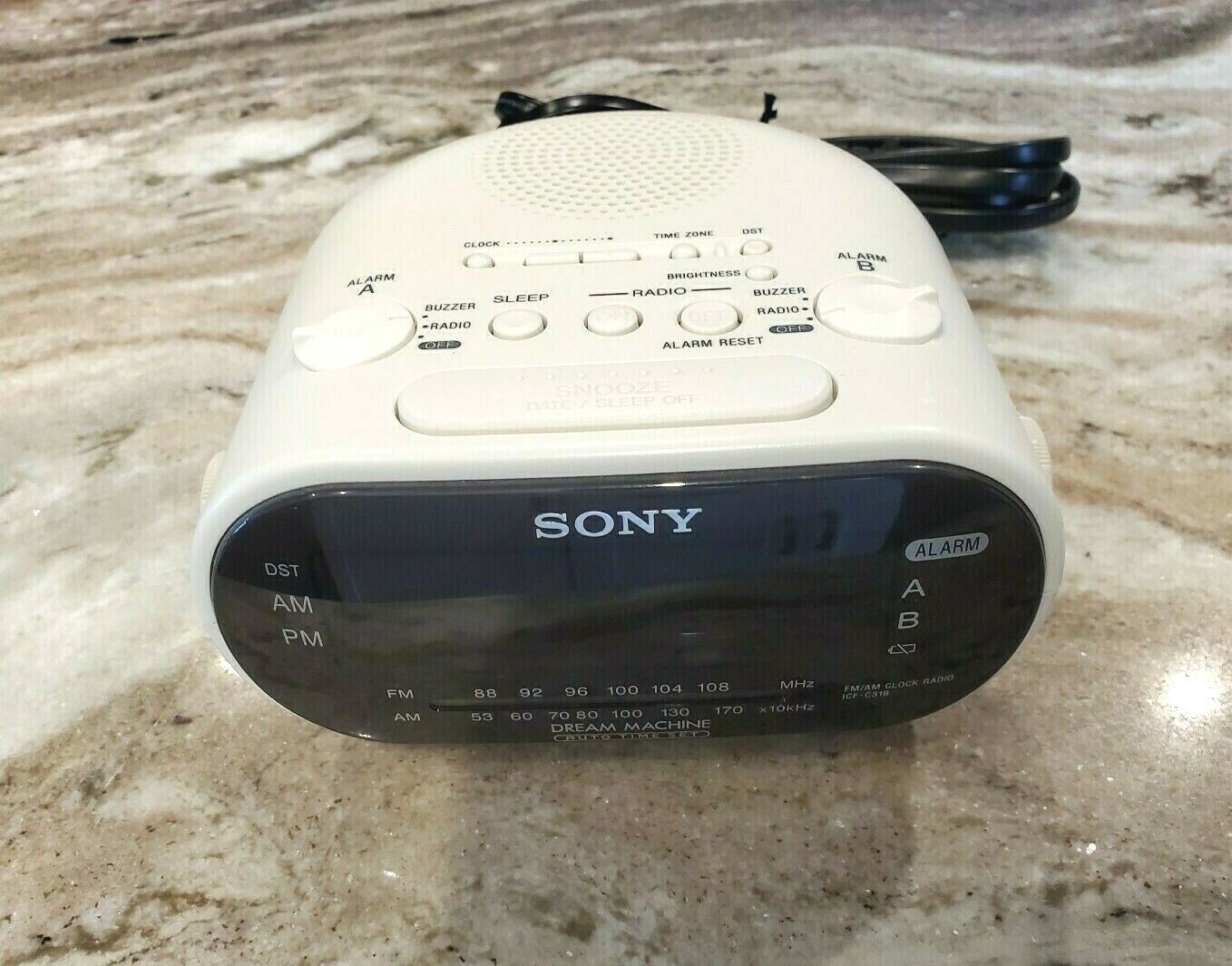 Sony Dream Machine Radio ICF C318 Digital AM FM Alarm